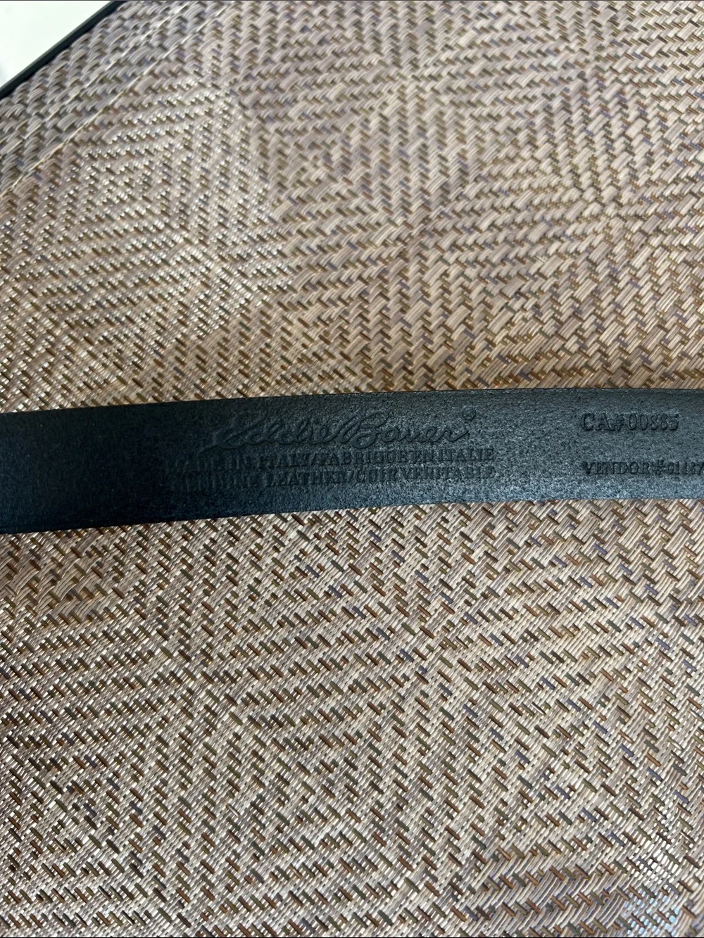 Eddie Bauer Black Leather Belt with Silver Buckle. Size M. Made in Italy.